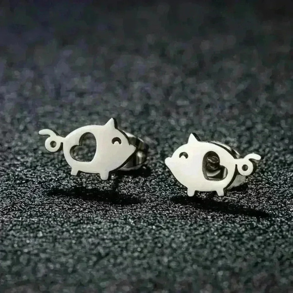 Little Piggy Earrings - Picture 2 of 2